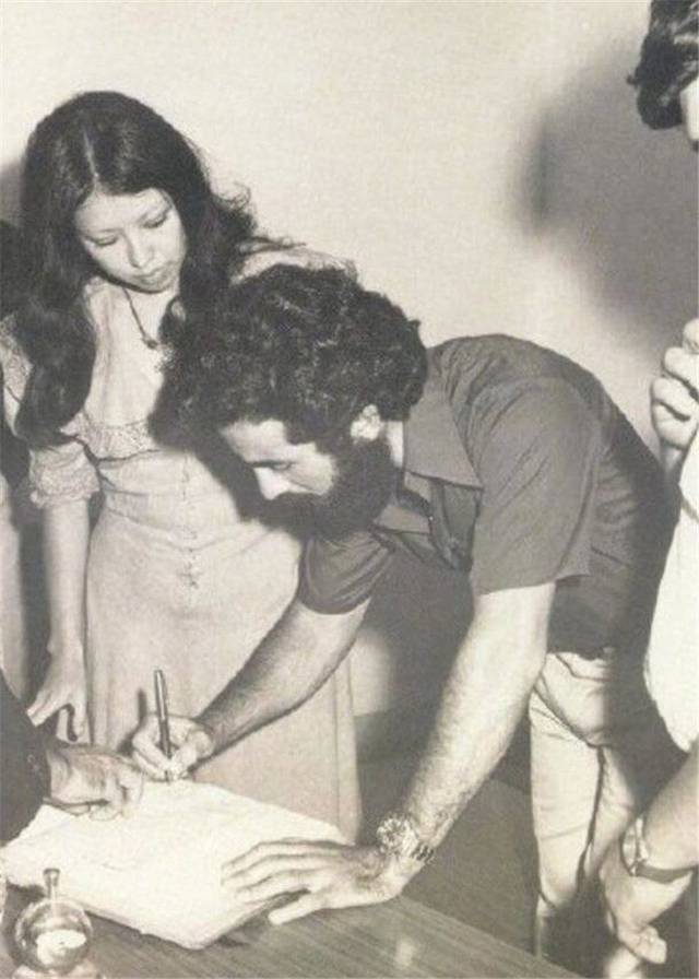 三毛凄凉结局,三毛荷西去世