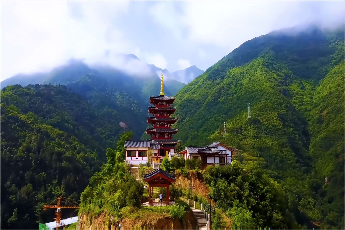 夏天游玩路线,夏天旅游最佳路线推荐