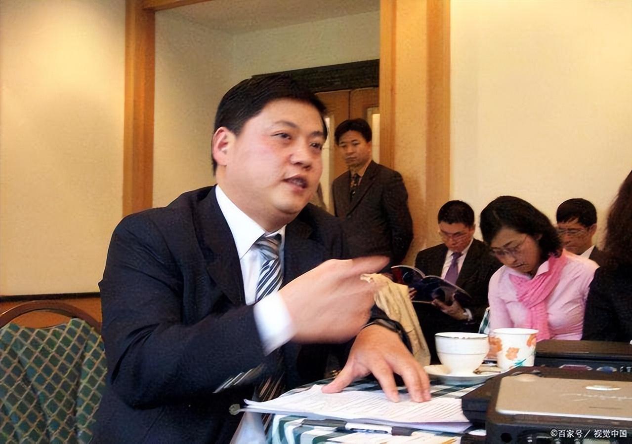 温商王均瑶近况,浙商传奇王均瑶