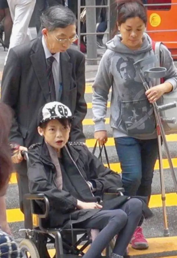 被富二代老公逼迫净身出户，放弃牛津成“最惨阔太”的她，太惨了