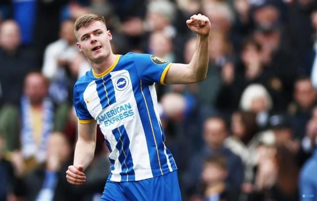 英超再次出现挡脚过人,布莱顿埃文弗格森热刺