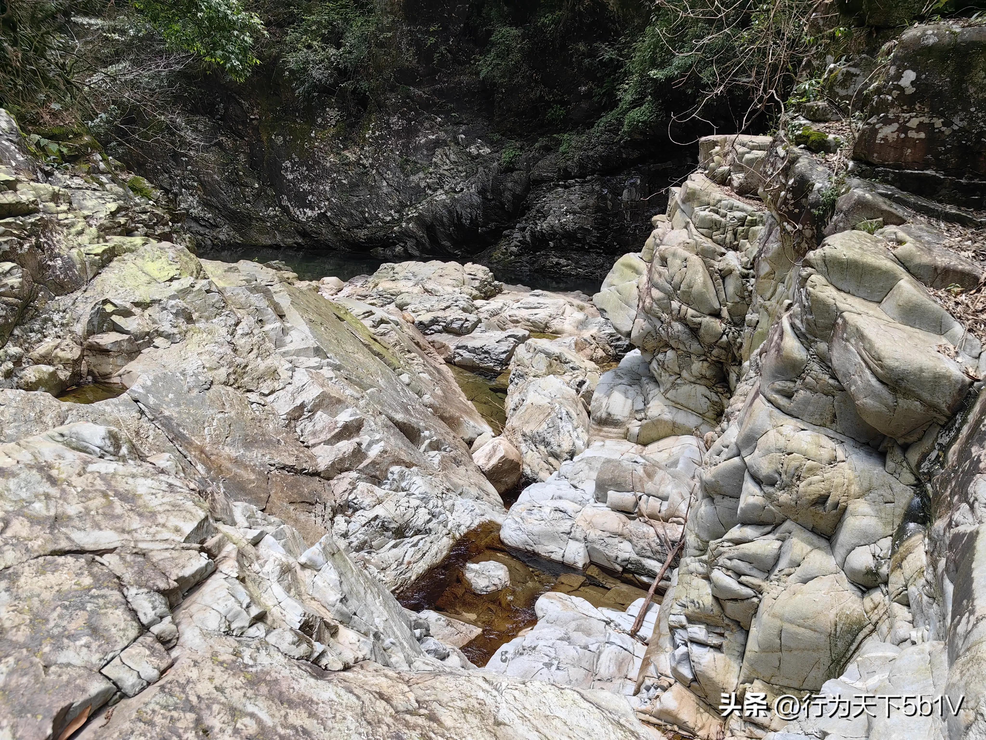 【探秘金紫山下的清凉秘境】行走在资源资江源大峡谷的风景线上