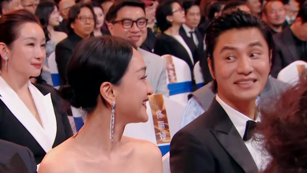 关晓彤于文文同框,于文文和关晓彤同框