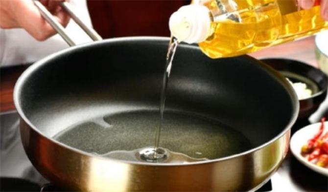 炸的老油怎么处理,反复炸的老油怎么处理变新油