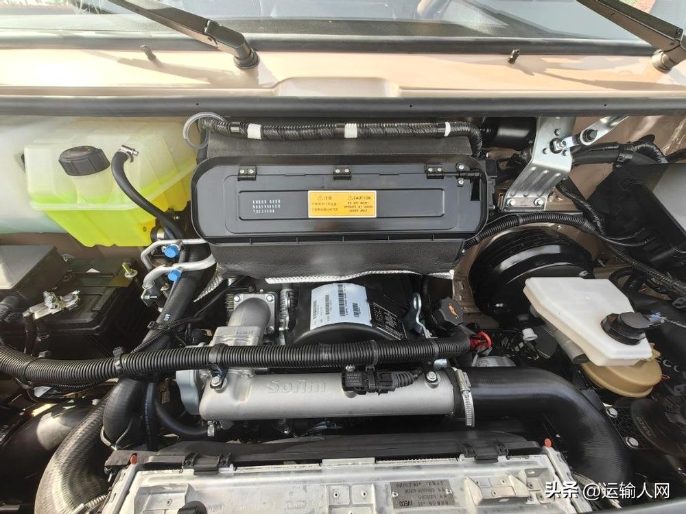 2016款南京依维柯得意车,新款南京依维柯新得意报价