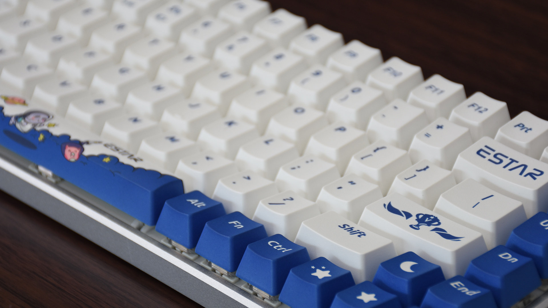 雷柏estar联名键盘设置灯光,雷柏estarpro秋季赛