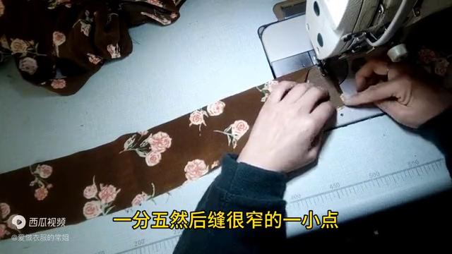 衣服太短了不想改怎么变长,衣服短了没有合适的布料怎么接长