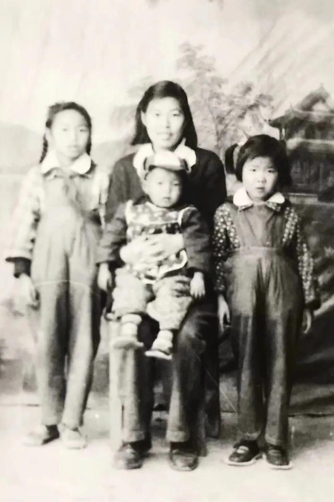 父辈的艰辛视频,感慨父辈的艰辛