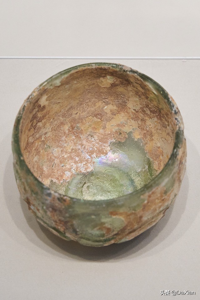 异彩纷呈：古代东西文明交流中的玻璃艺术之三（4）