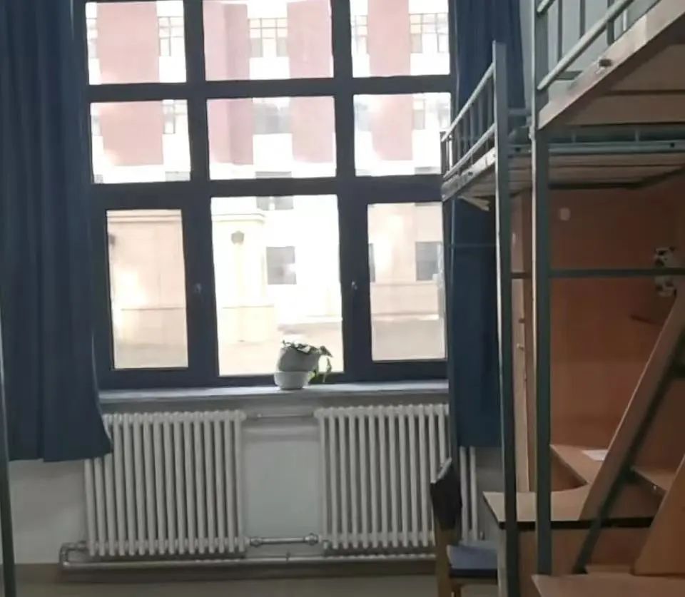 吉林大学各个校区的宿舍条件,新生寝室指南