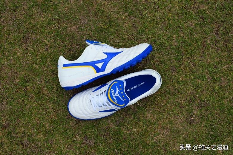 2020年美津浓足球鞋碎钉推荐,重温经典2002世界杯