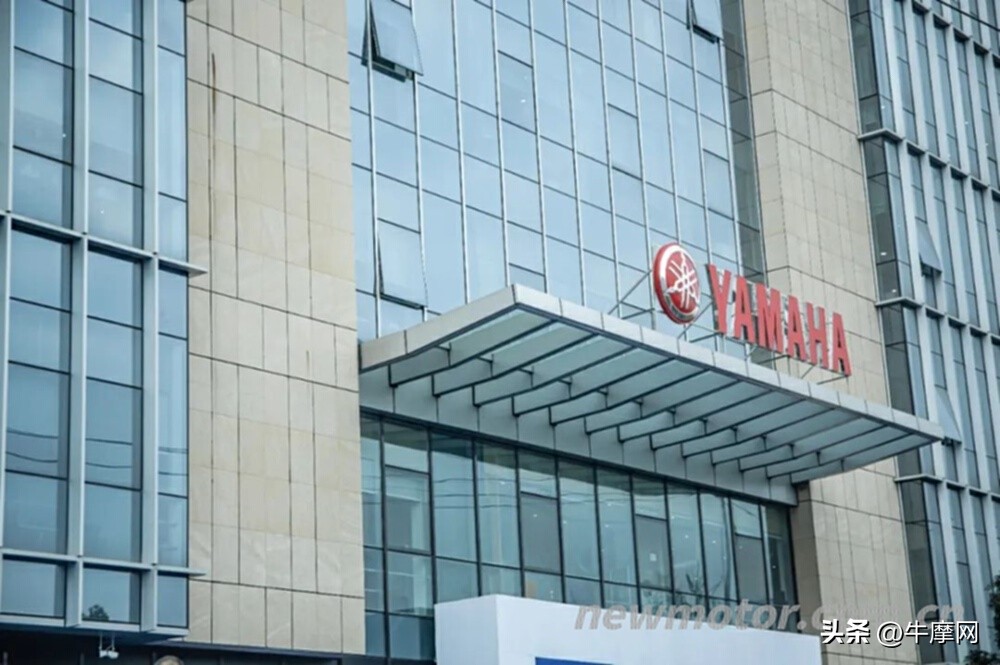 雅马哈yzfr1落地多少钱,雅马哈yzf-r1美版官方报价