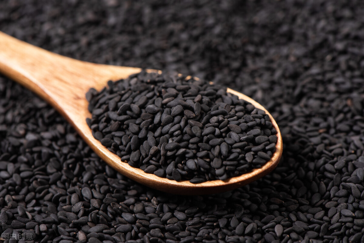 孕期补充什么营养素能避免贫血,孕期贫血三月龄宝宝需要补铁吗