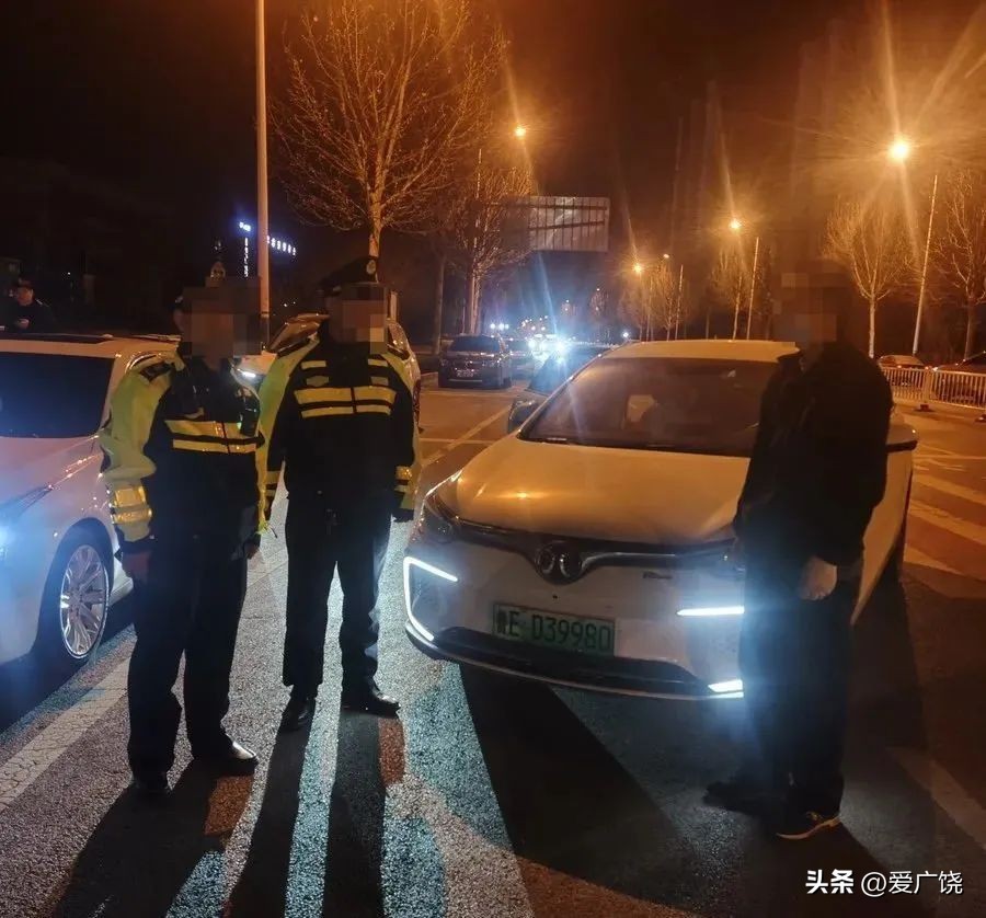 司机黑出租被查,黑出租车被查