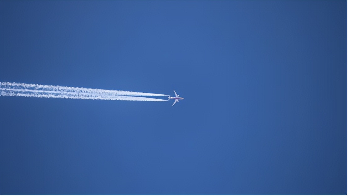 男子花25万买了一张无限次机票,男子花25万买一张无限次飞机票