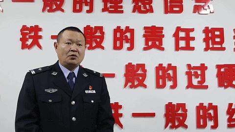 民警查获假章案,黄岛警方打击假章