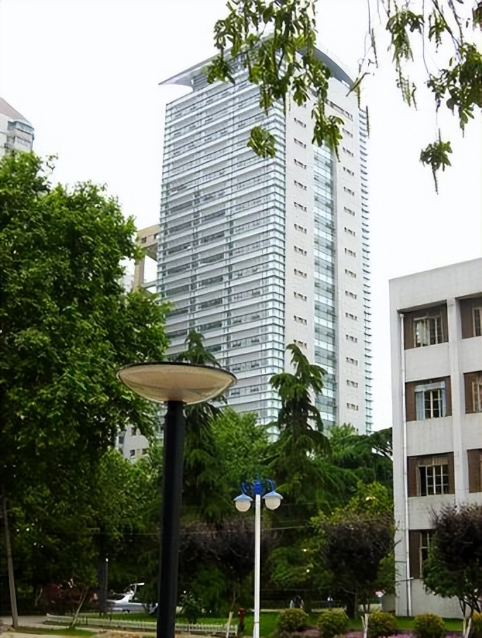 南京医科大学博学楼教室,南京医科大学智慧医学咋样