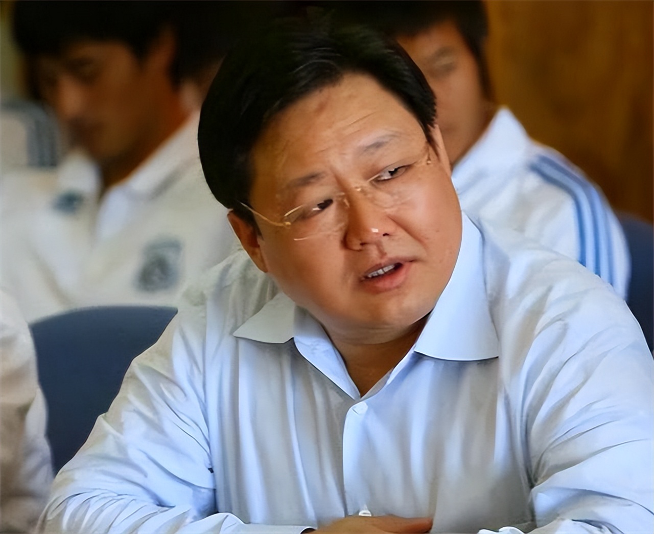 亿万富豪*明徐**：病死狱中8年后，明星妻子田海蓉和女儿过得怎样？