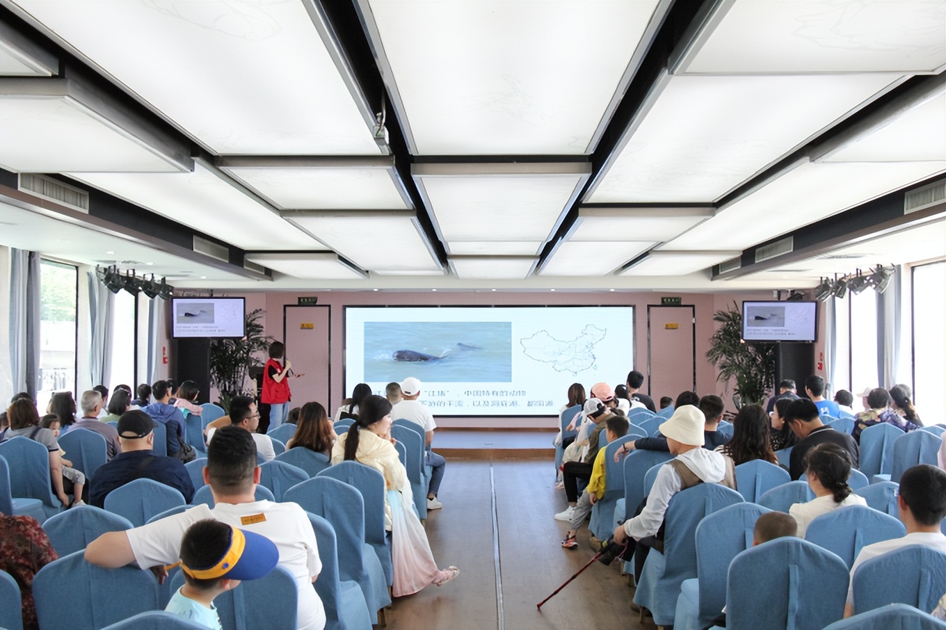 致爱母亲河共护一江水长江之舟长江文化公益课堂第二期开讲