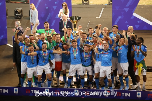 韩足大胜日本,韩足进球