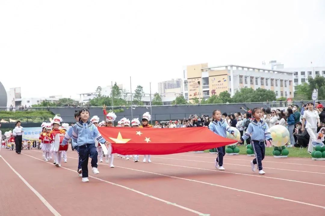 幼崽萌娃活动,运动会萌娃新颖开幕式