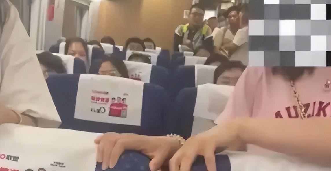 高铁掌掴事件4个疑问需厘清,高铁掌掴事件这些疑问待厘清