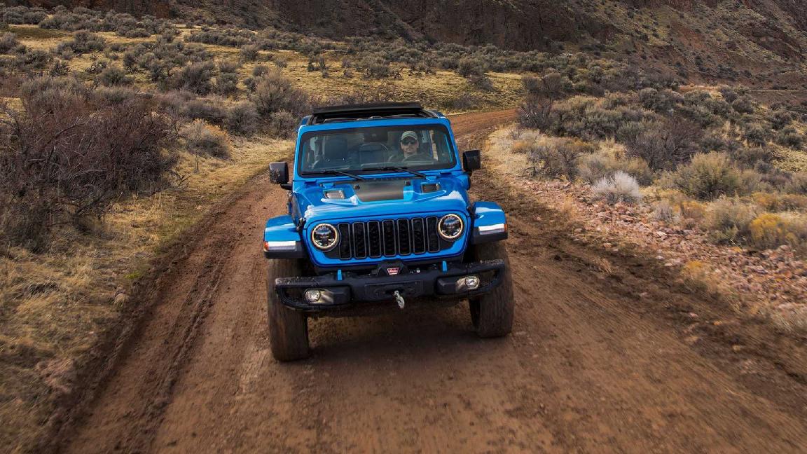 jeep牧马人2024款二手落地价,吉普牧马人被围堵