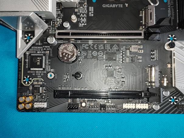 技嘉b760maorus小雕d5,技嘉小雕b760md5内存条