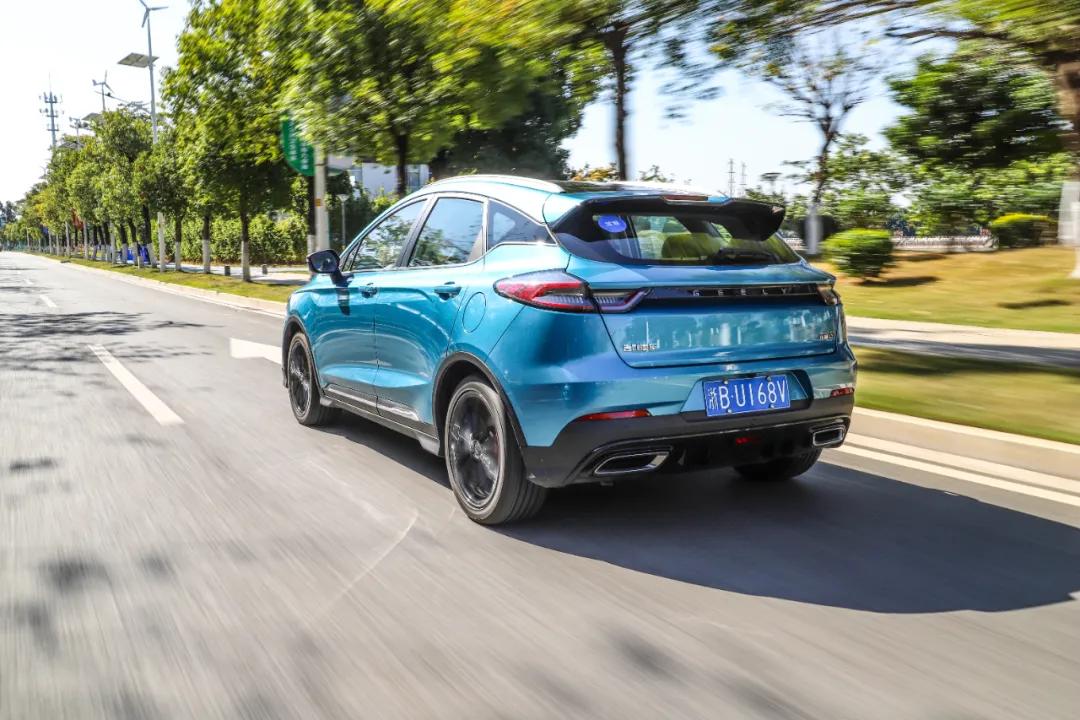 哈弗h6和帝豪gl选哪个,吉利帝豪和哈弗h6对比