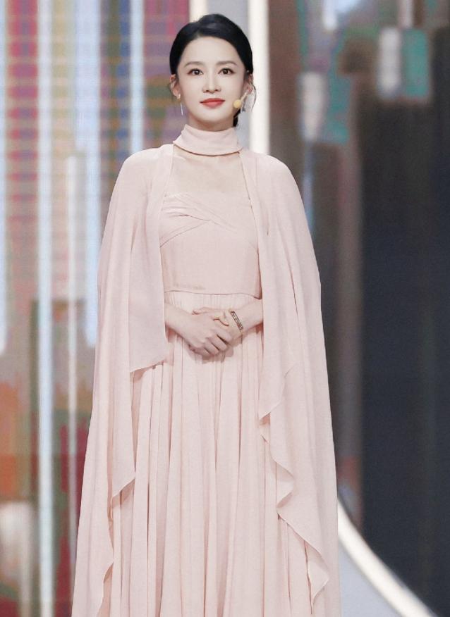 关晓彤于文文同框,于文文和关晓彤同框