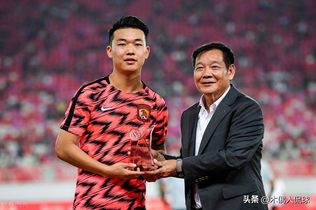 足协计划限制31岁以上球员是什么信号？89黄金一代或无缘新国足