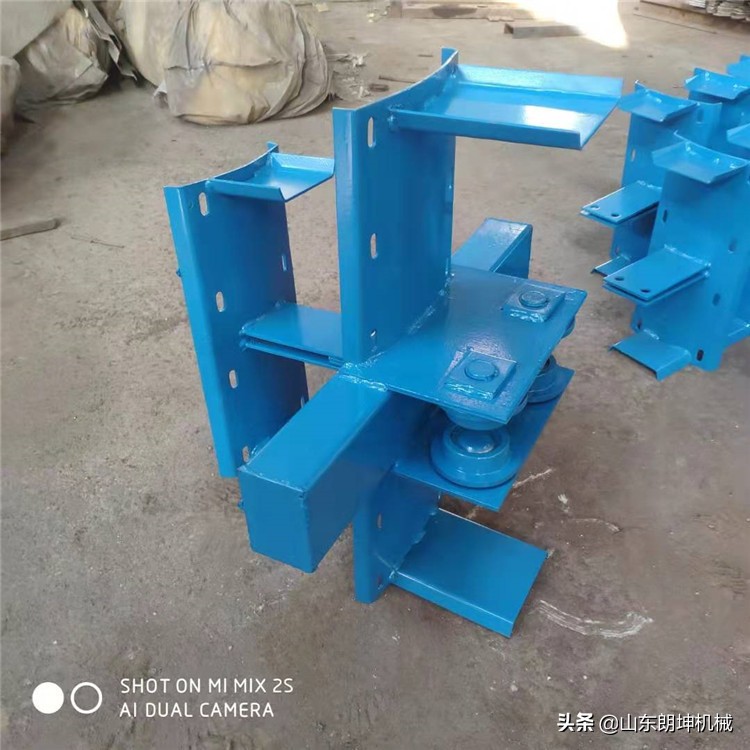 移动式电缆吊挂装置,tdy100矿用单轨吊