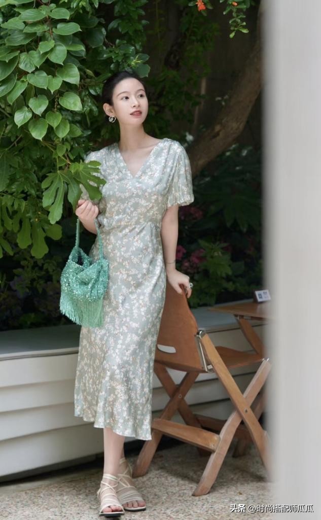 中国广场舞大妈发型,中国大妈穿旗袍