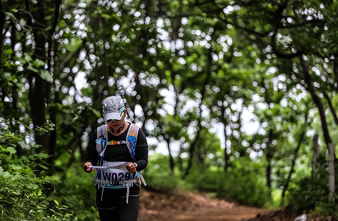 建功新时代奋斗新征程篮球比赛,奋进新征程非凡十年陕西