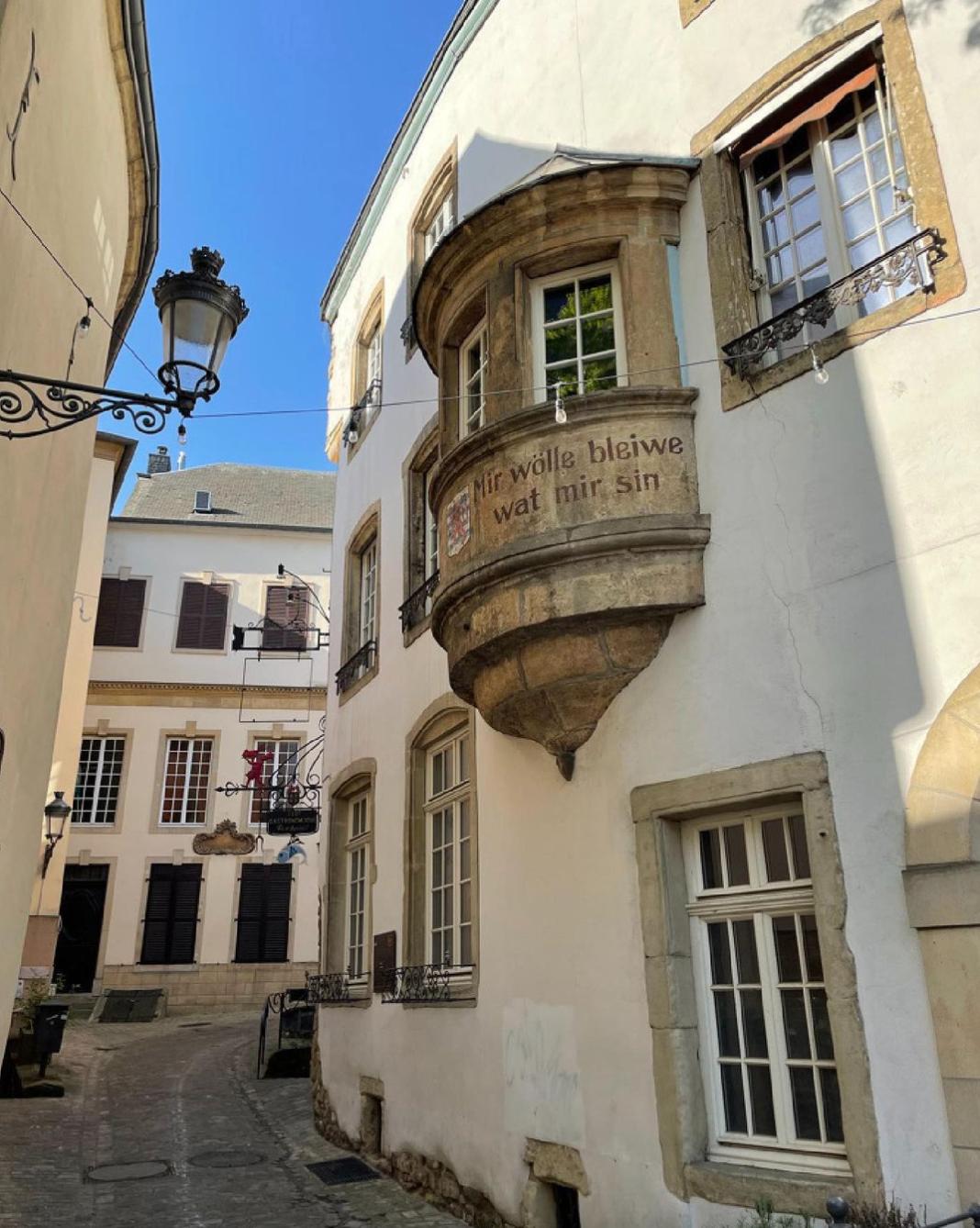 全球所有国家都征收离境税吗,多国放开旅行政策原因有哪些