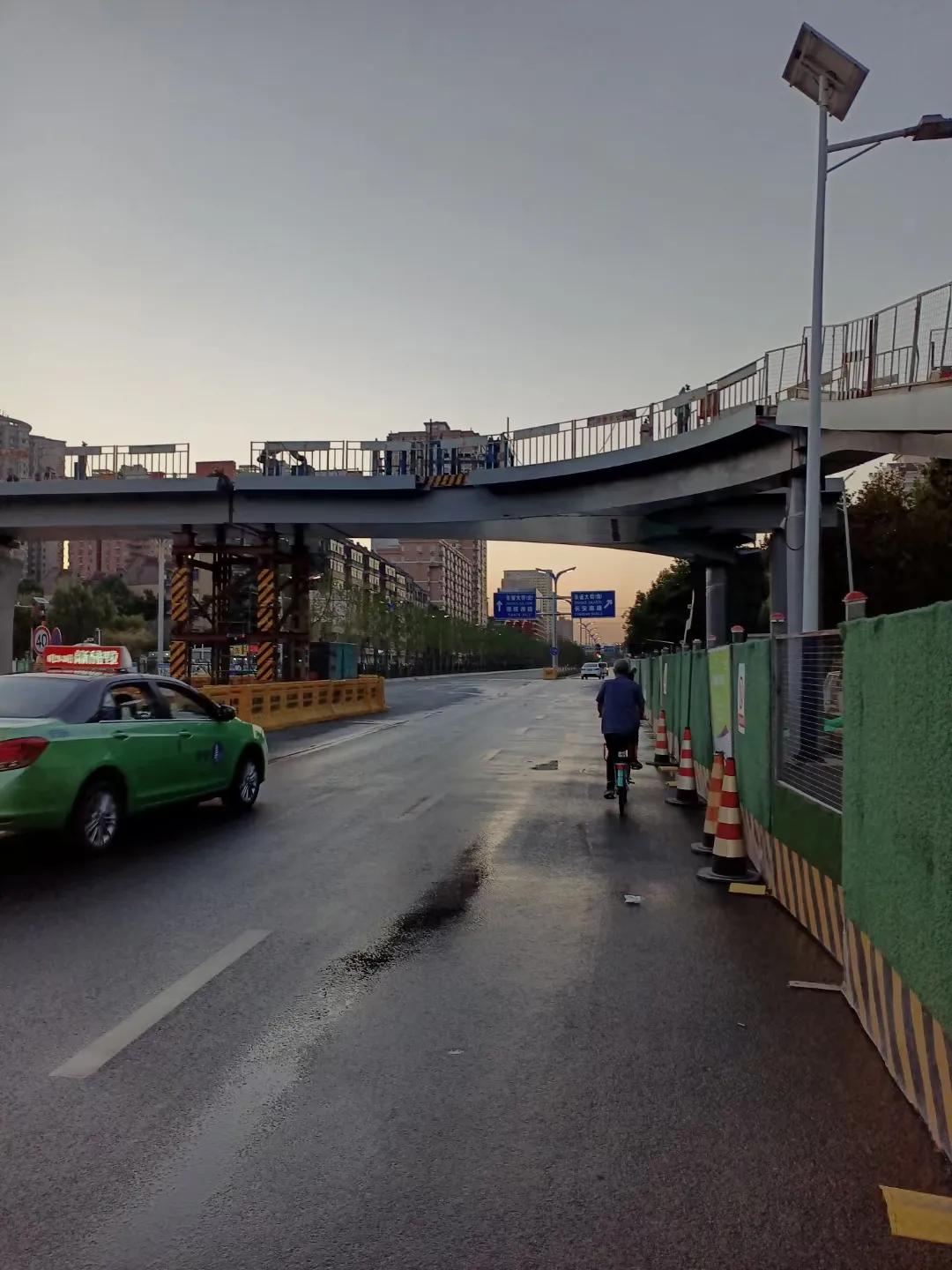 西安最新环形天桥,西安新修人行天桥