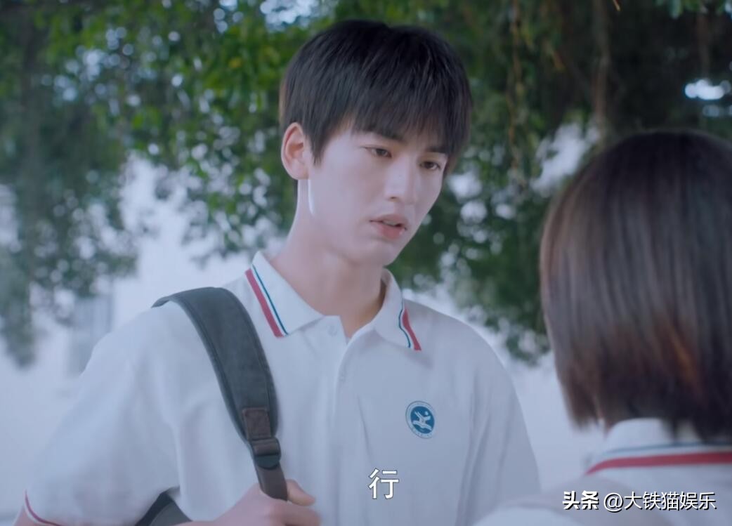 嘴巴不好看的男生可以整好看吗,嘴巴不太好看的男明星