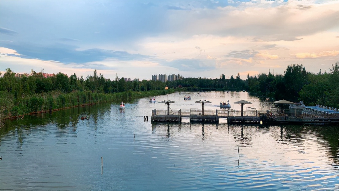 冬季伊宁市出发打卡几个景点,来伊宁市打卡