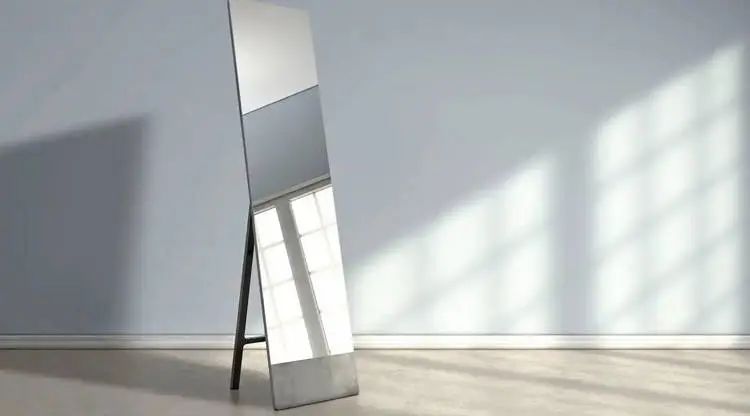 家里镜子摆放最佳位置,家里衣服镜子怎么摆放