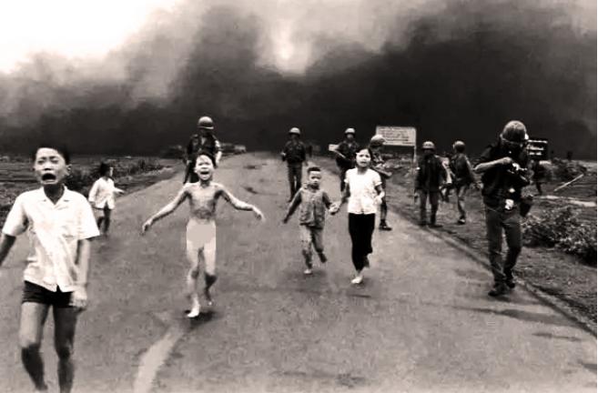 50年前，那个展开双臂、惊慌逃跑的越南女孩，究竟经历了什么