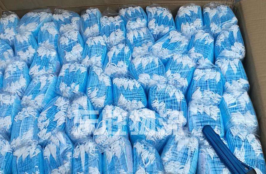 新冠确诊病例不减,白宫不敢逞强,延长中国防疫用品关税豁免期限