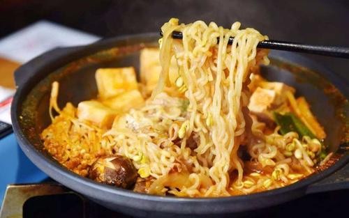 人造美女韩国,韩国人造美女揭秘