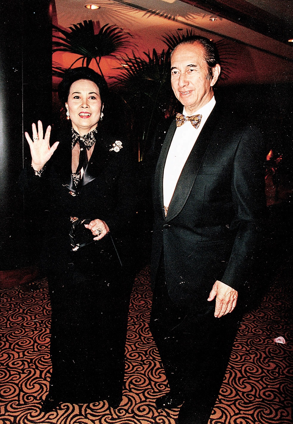 黎婉华和蓝琼缨讣告的区别,赌王二太蓝琼缨将会葬在哪里