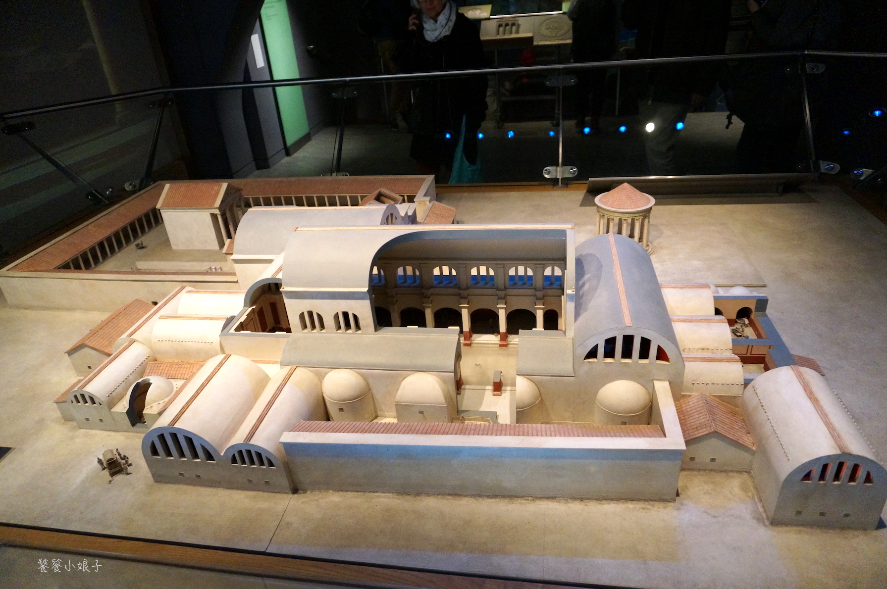 探秘洗浴中心,探秘废弃洗浴中心