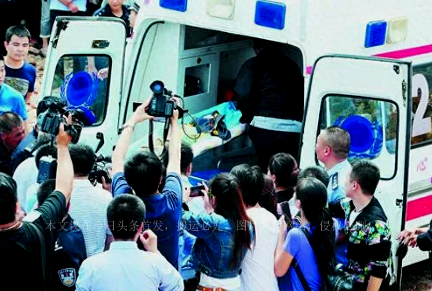 #男子第一次被*技师女**“按摩”,兴奋过度后竟失去了生命!