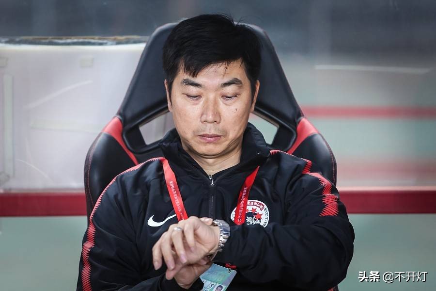 山东泰山长春亚泰谁赢了,山东泰山vs长春亚泰门将失误