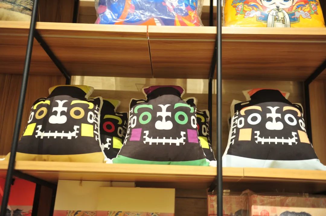 打卡山东博物馆和大明湖,山东博物馆打卡攻略