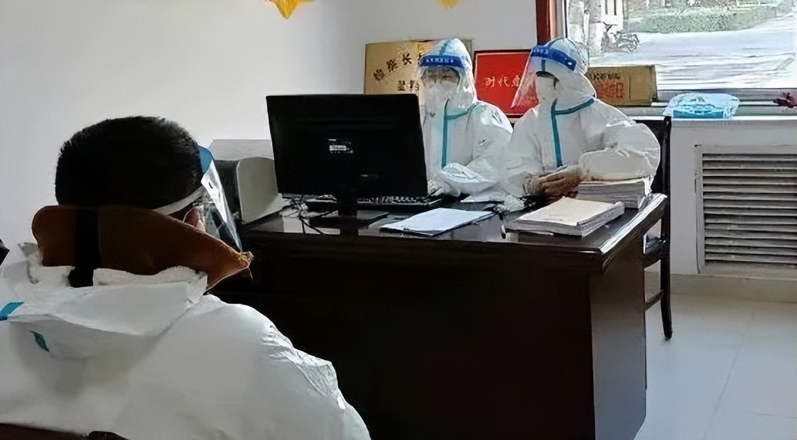 群发短信诈骗案中短信平台犯罪吗 (群发诈骗短信100条被抓)