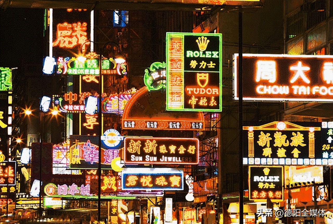 从成都坐动车去香港,顺德乘坐高铁去香港