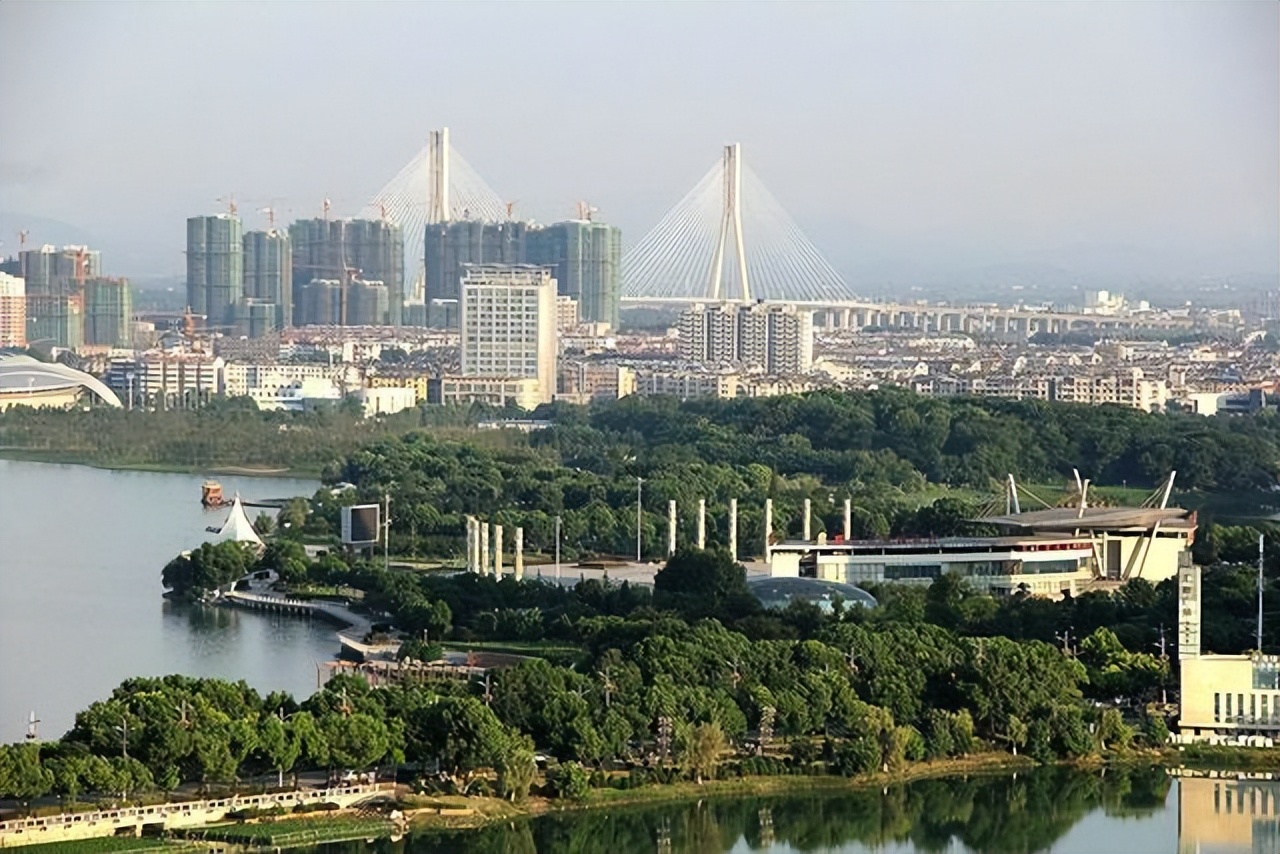 安徽安庆有什么比较大的产业,安庆各个区产业布局